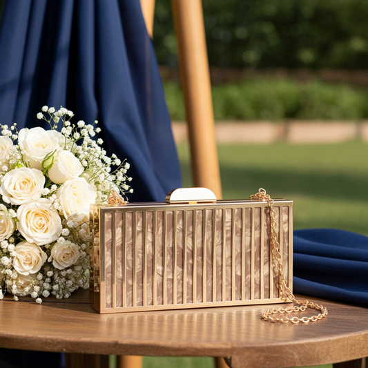 Bolsa Festa Feminina Clutch com Detalhe Marmorizado Ouro