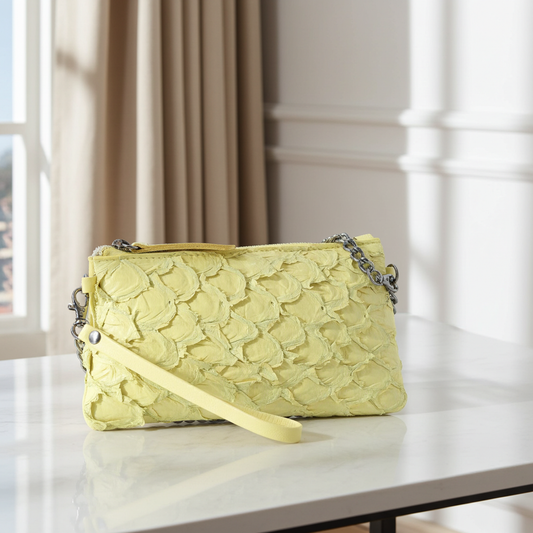 Bolsa Pequena em Couro Legítimo de Pirarucu Amarelo