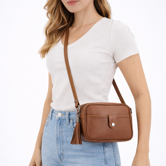 Bolsa Feminina Transversal em Couro Caramelo