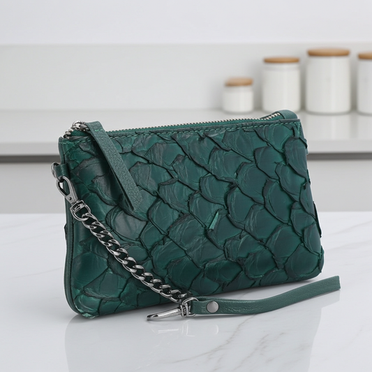 Bolsa Pequena em Couro Legítimo de Pirarucu Verde