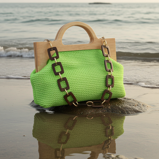 Bolsa Clutch Feminina em Celulose com Alça em Elos Verde claro