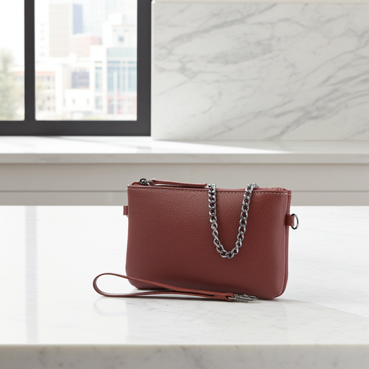 Bolsa de Couro com Alça de Corrente Marrom