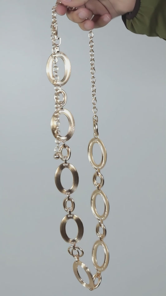 Cinto de Metal com Design de Elos Circulares Prata
